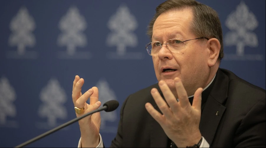 Cardenal Gérald Lacroix en la rueda de prensa de este 14 de febrero. Crédito: Daniel Ibáñez/ACI Prensa?w=200&h=150