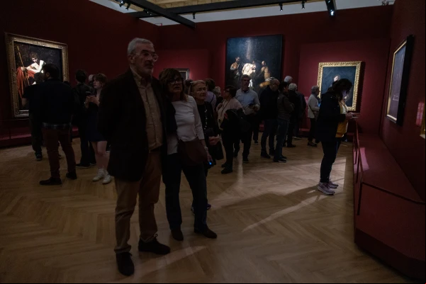 "La flagelación", al fondo de la sala del Palacio Barberini. Crédito: Daniel Iabñez/EWTN News