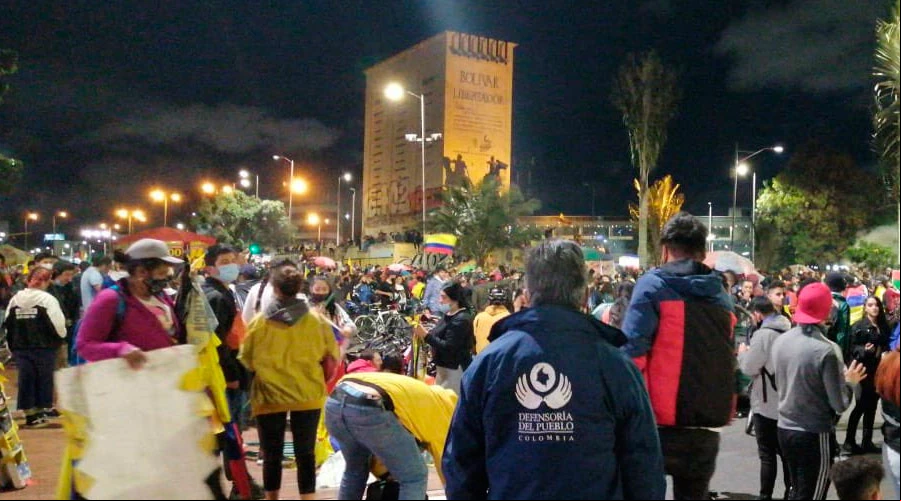 Una protesta en Bogotu00e1 el 12 de mayo. Cru00e9dito: Defensoru00eda del Pueblo de Colombia?w=200&h=150