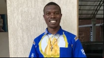 P. Thegene Ngoboka, director de la Comisiu00f3n de Justicia y Paz de la Diu00f3cesis de Cyangugu, en Ruanda. Cru00e9dito: ACN