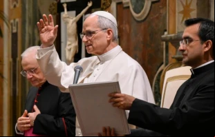 El Papa León XIV se reunió este 17 de mayo con los  de la Fundación Centesimus Annus Pro Pontifice, con ocasión de la conferencia internacional anual. Crédito: Vatican Media